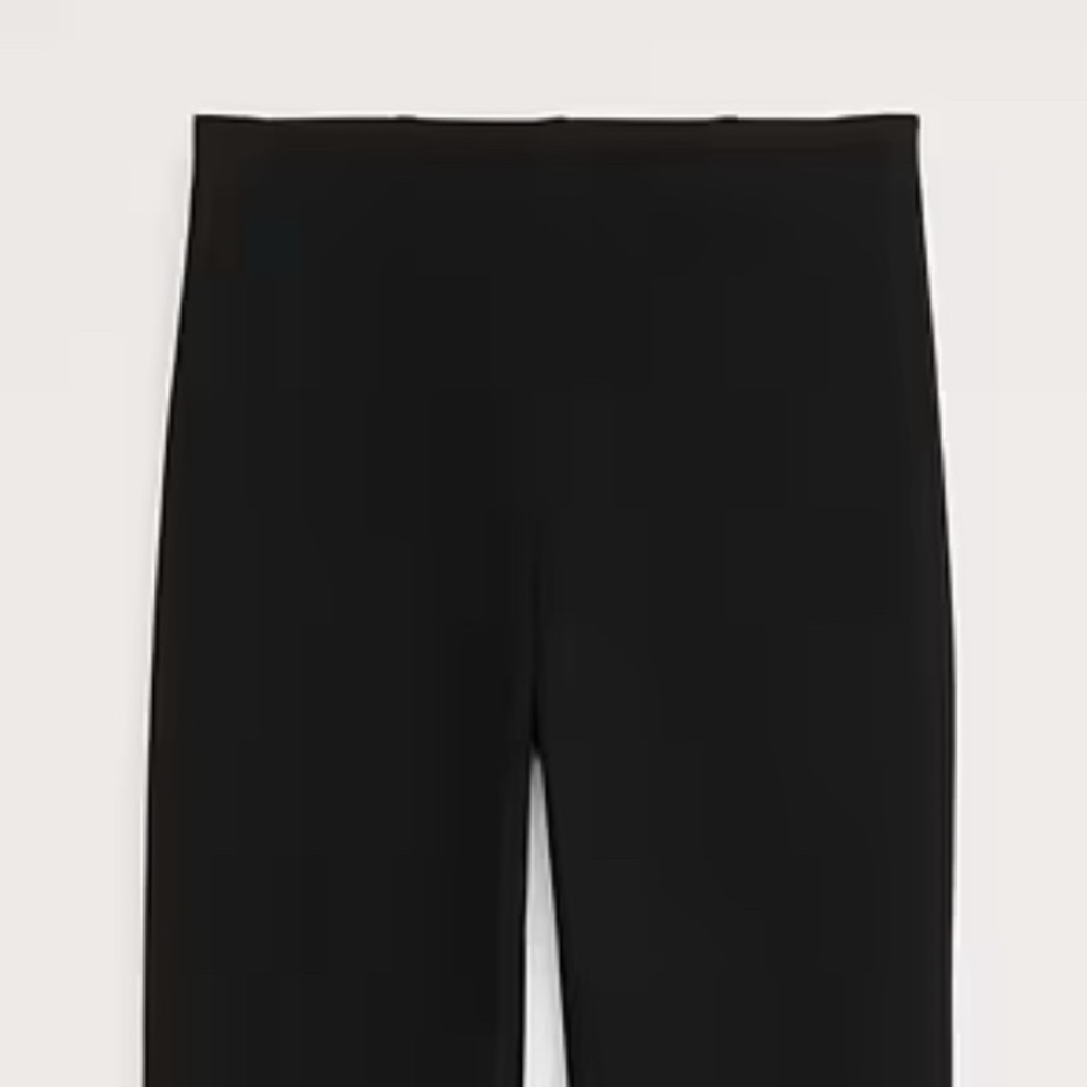 Banana Republic Everywhere Ponte Capri Pant - Picture 5 of 6